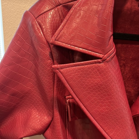 Red JLUXLABEL Croc Belted Jacket - Picture 4 of 5